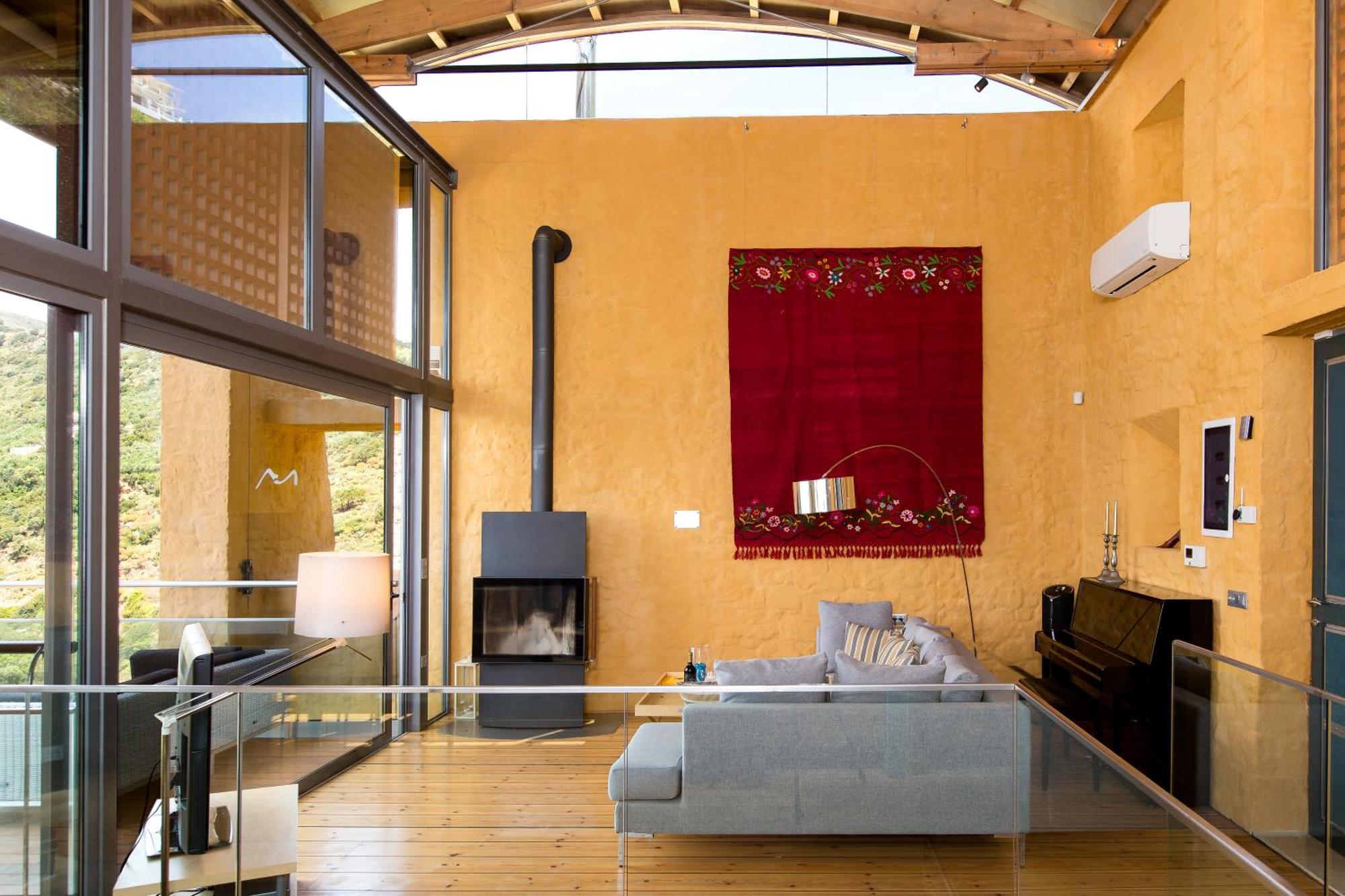 Beachfront Ravdoucha Epavlis Eleni Villa - Pool, Hot Tub, Gym, Sauna, Private Parking, Wifi Ханя Екстериор снимка