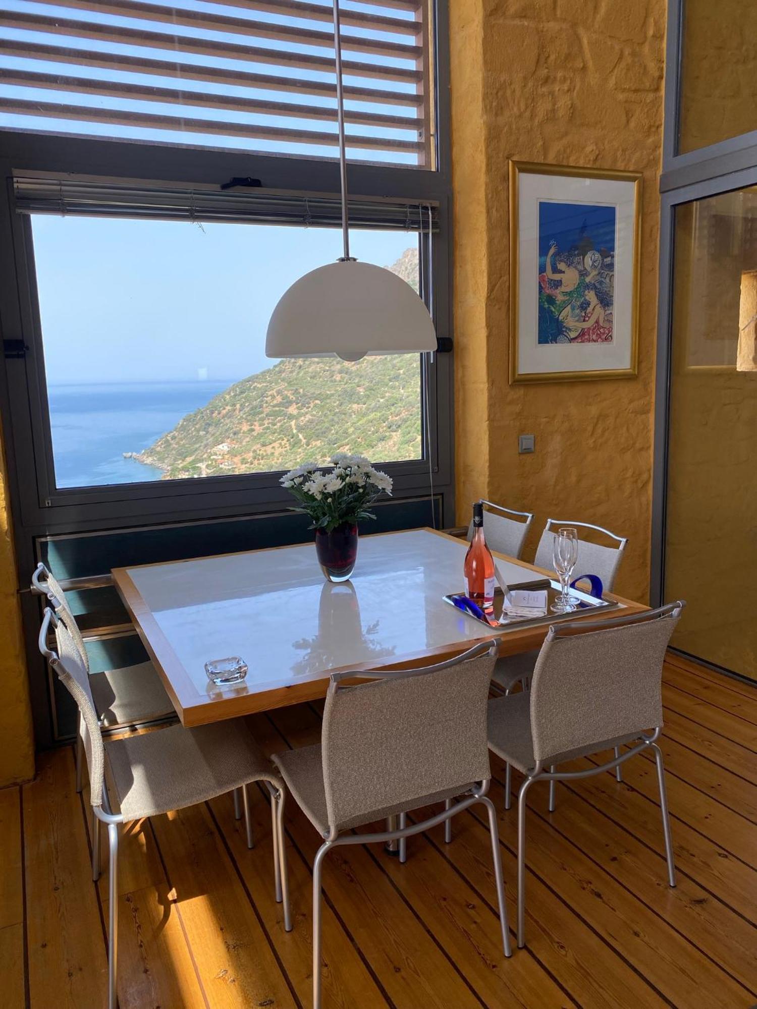 Beachfront Ravdoucha Epavlis Eleni Villa - Pool, Hot Tub, Gym, Sauna, Private Parking, Wifi Ханя Екстериор снимка