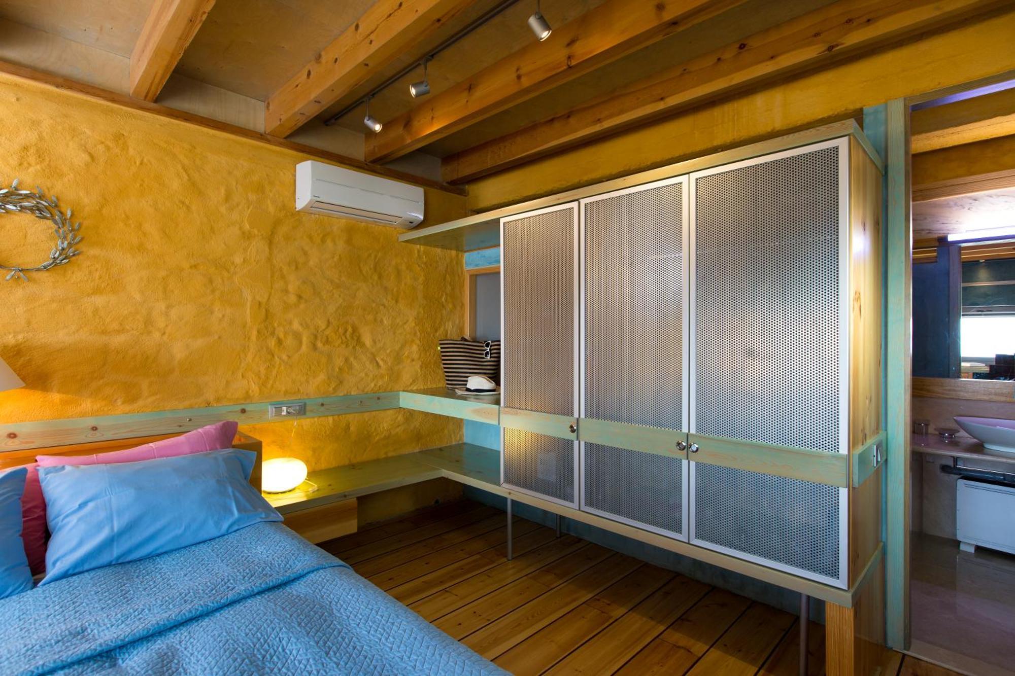 Beachfront Ravdoucha Epavlis Eleni Villa - Pool, Hot Tub, Gym, Sauna, Private Parking, Wifi Ханя Екстериор снимка